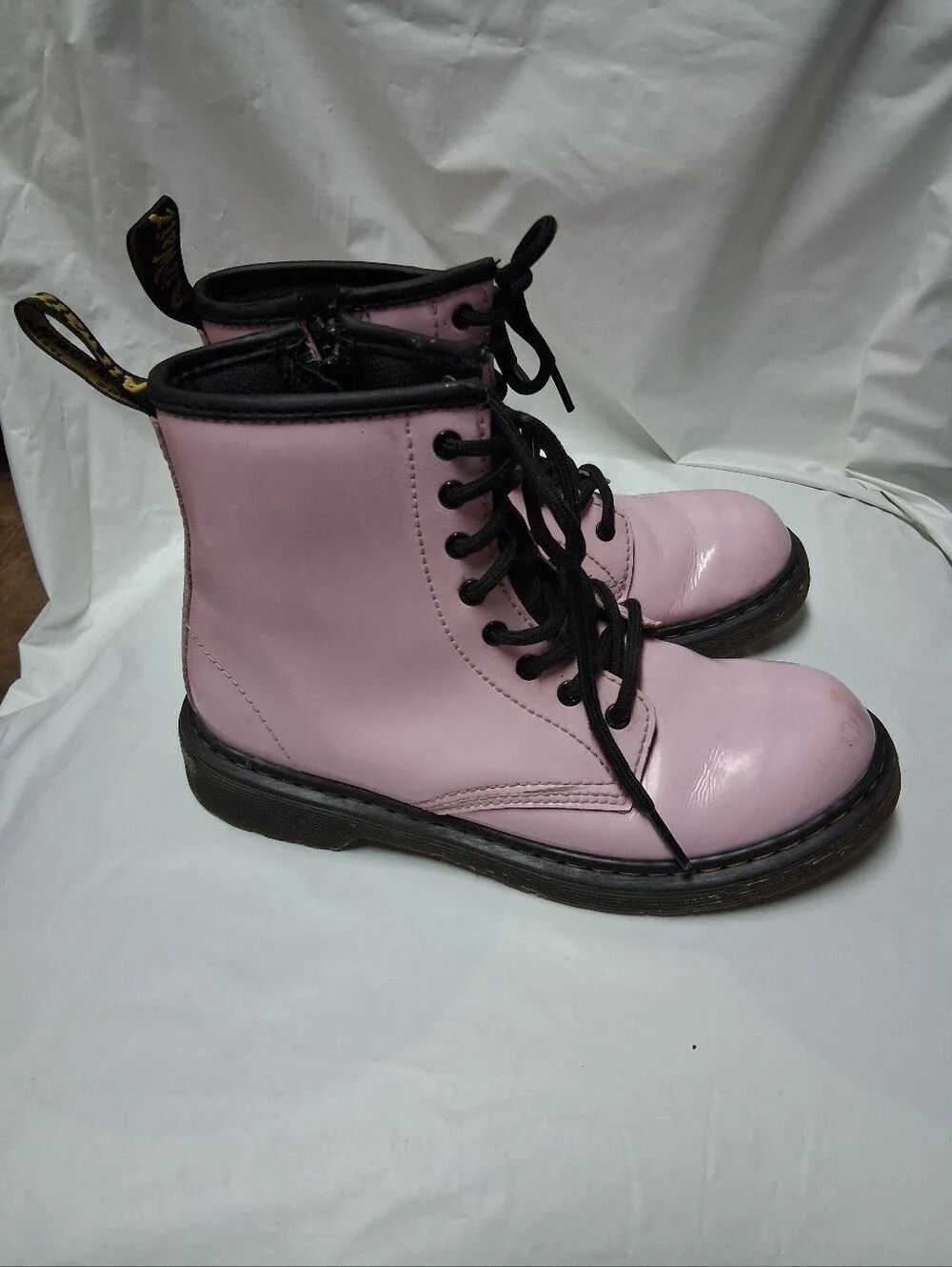 Dr. Martens Little Girl's Pink and Black Lace-Up Boot Interior Detail Sz 3